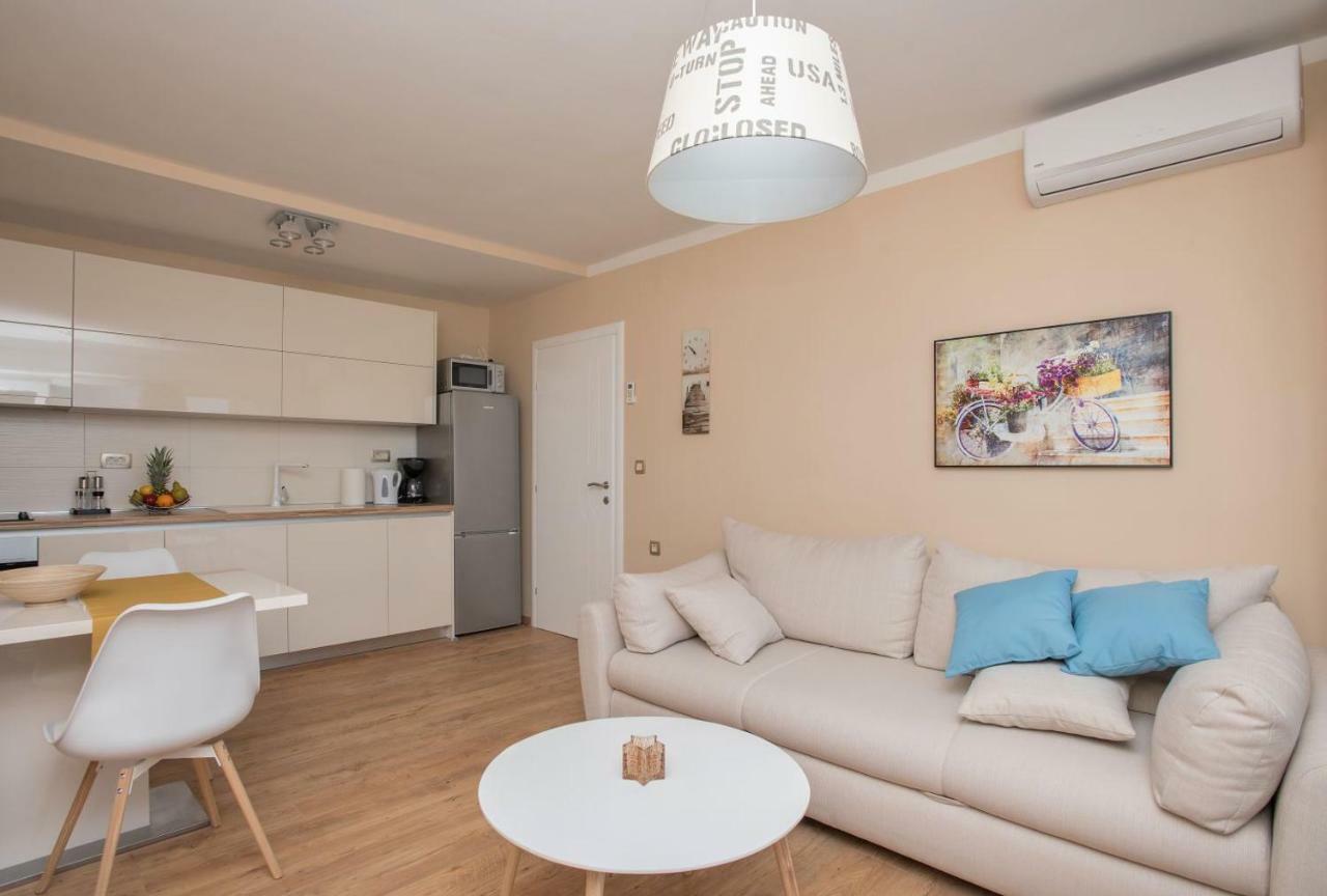 מאקרסקה Apartman Mate Luka מראה חיצוני תמונה
